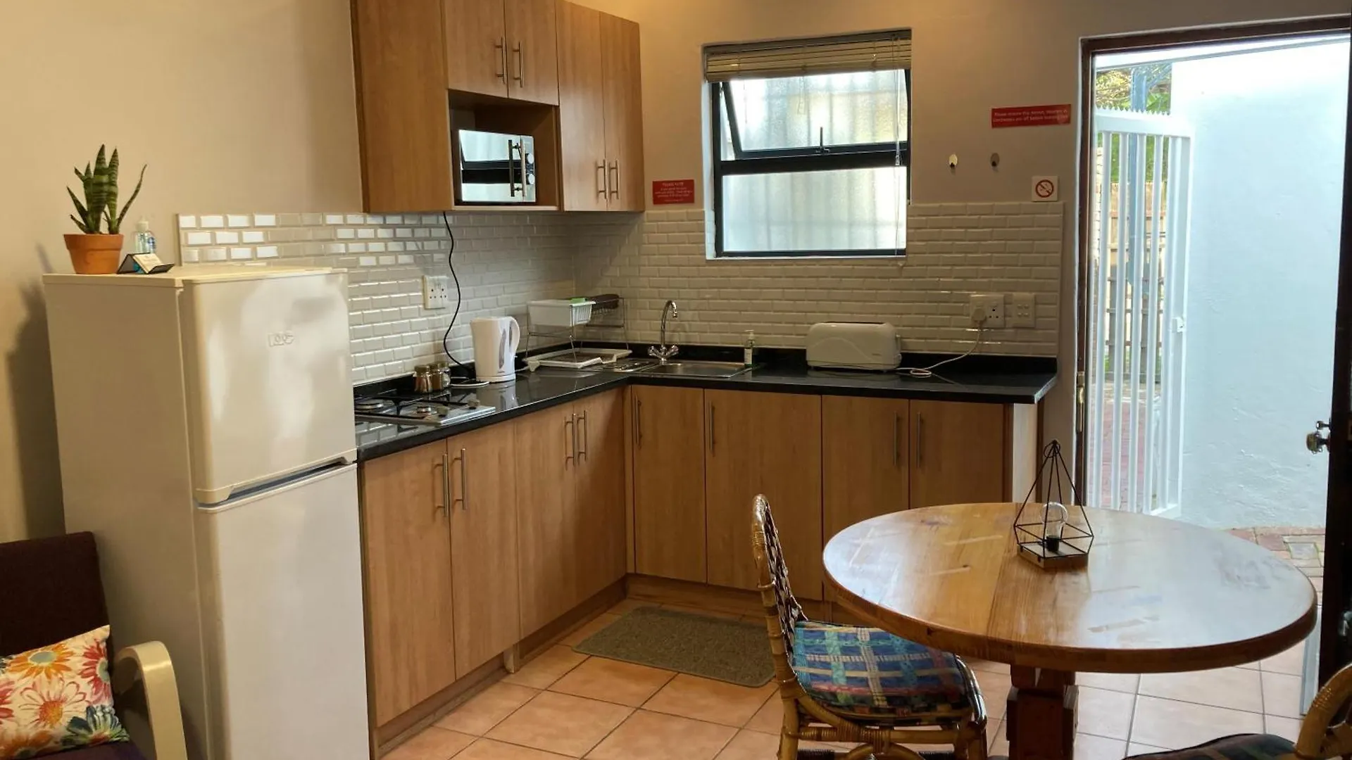 The High Street Accommodation Durbanville Aparthotel